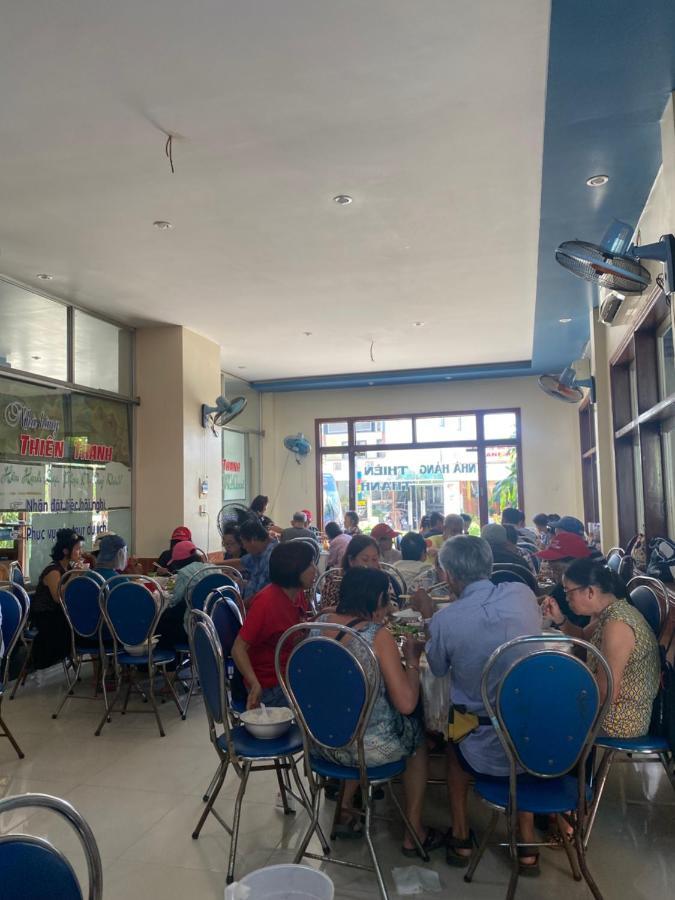 Thien Thanh Hotel Фонг Нха Екстериор снимка