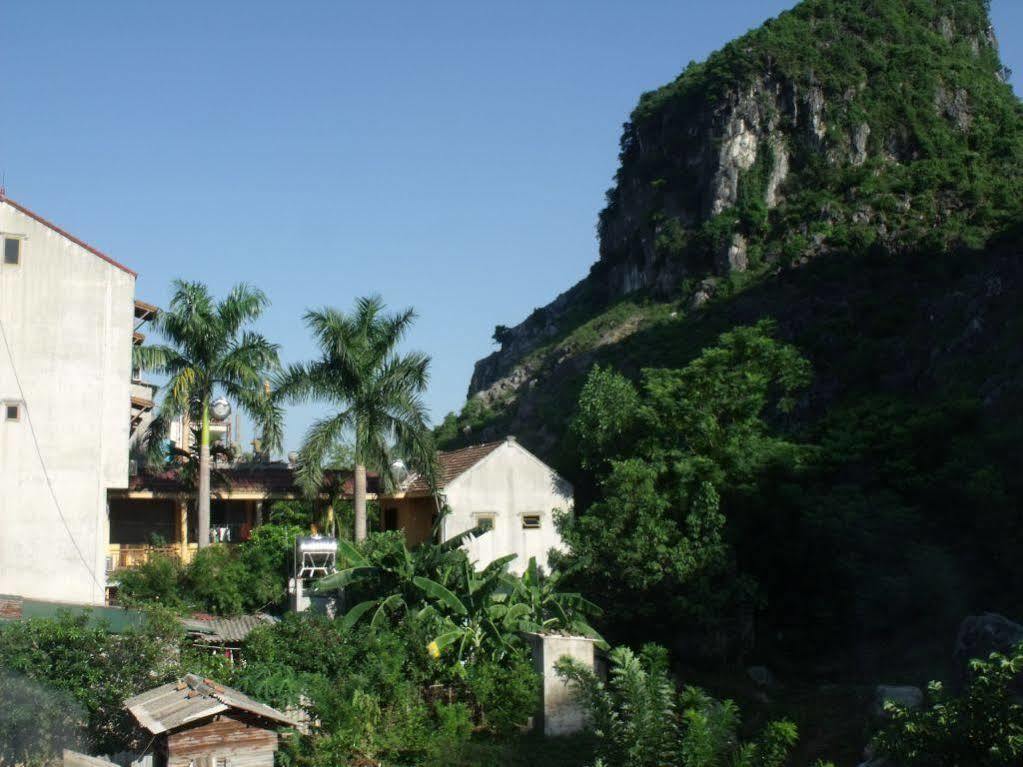Thien Thanh Hotel Фонг Нха Екстериор снимка