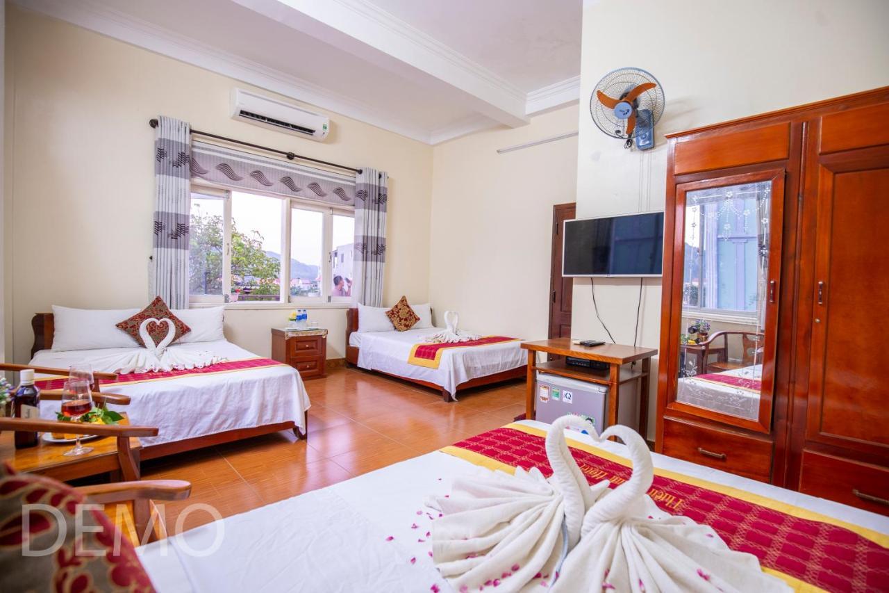 Thien Thanh Hotel Фонг Нха Екстериор снимка